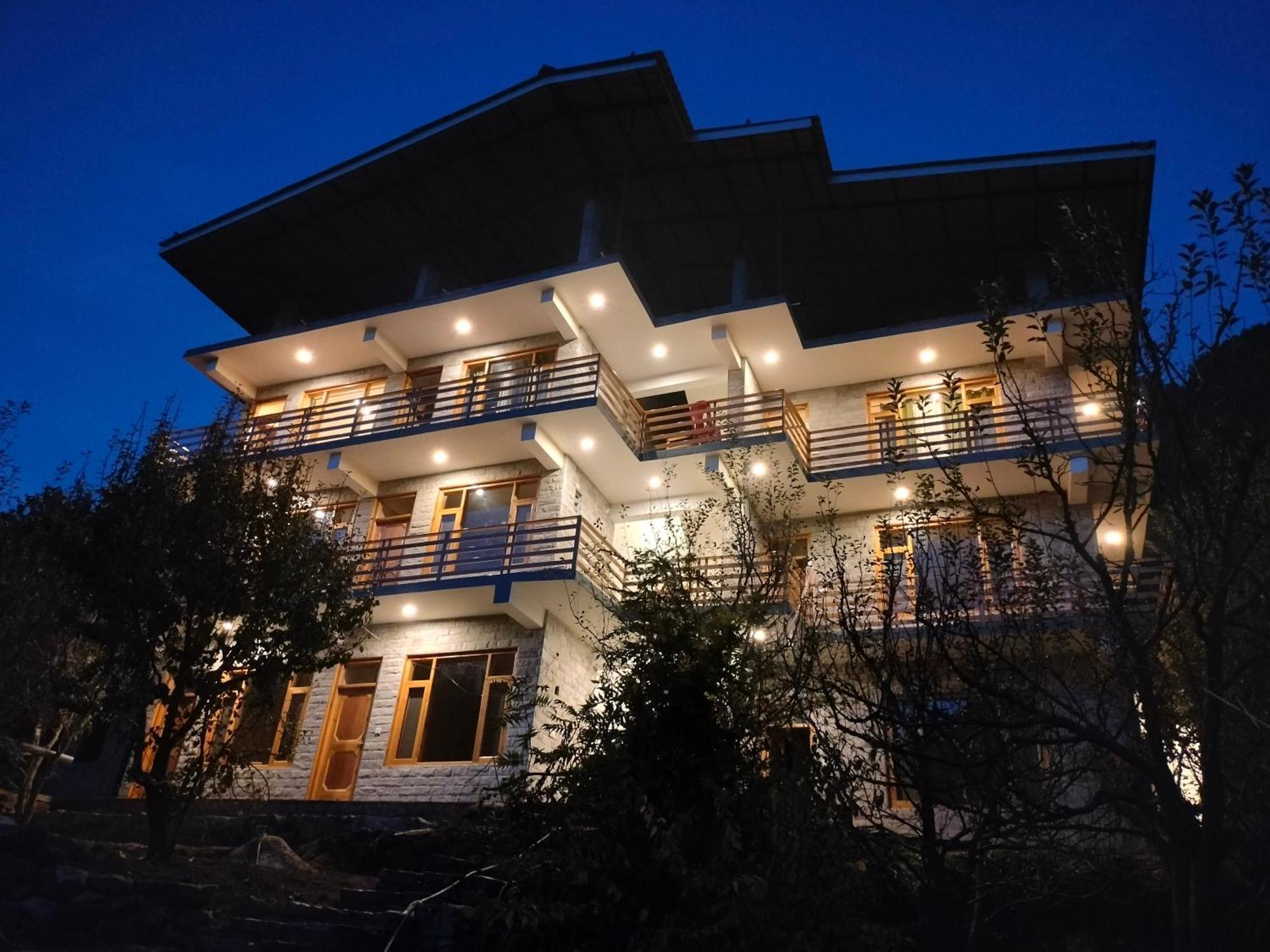 Lotus Retreat Villa มะนาลี ภายนอก รูปภาพ